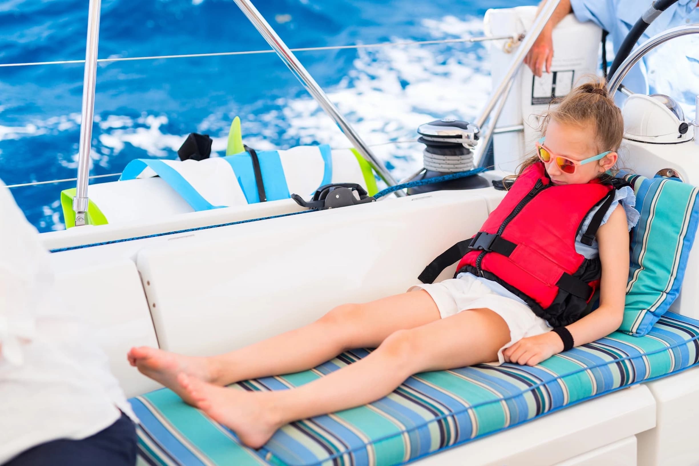 https://wp.boat4you.com/wp-content/uploads/2024/05/Are-life-jackets-and-safety-equipment-provided-on-the-yacht.webp